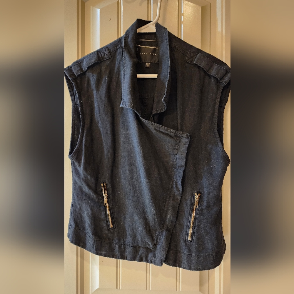 Linen Sanctuary M Vest